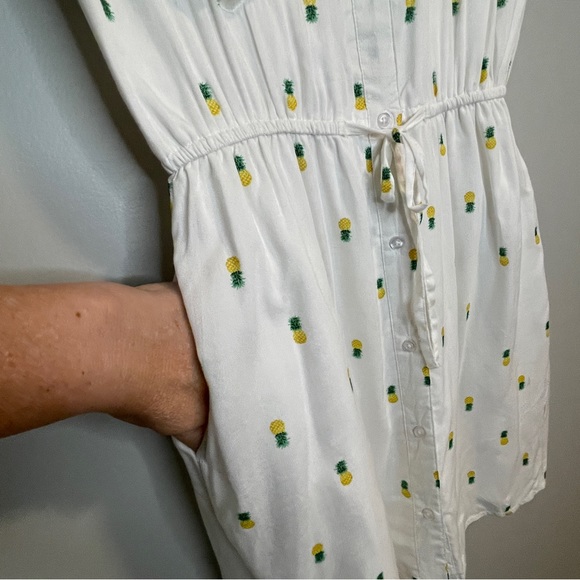 JAPNA Pineapple Sleeveless Button down White Shirt Dress - Picture 2 of 7
